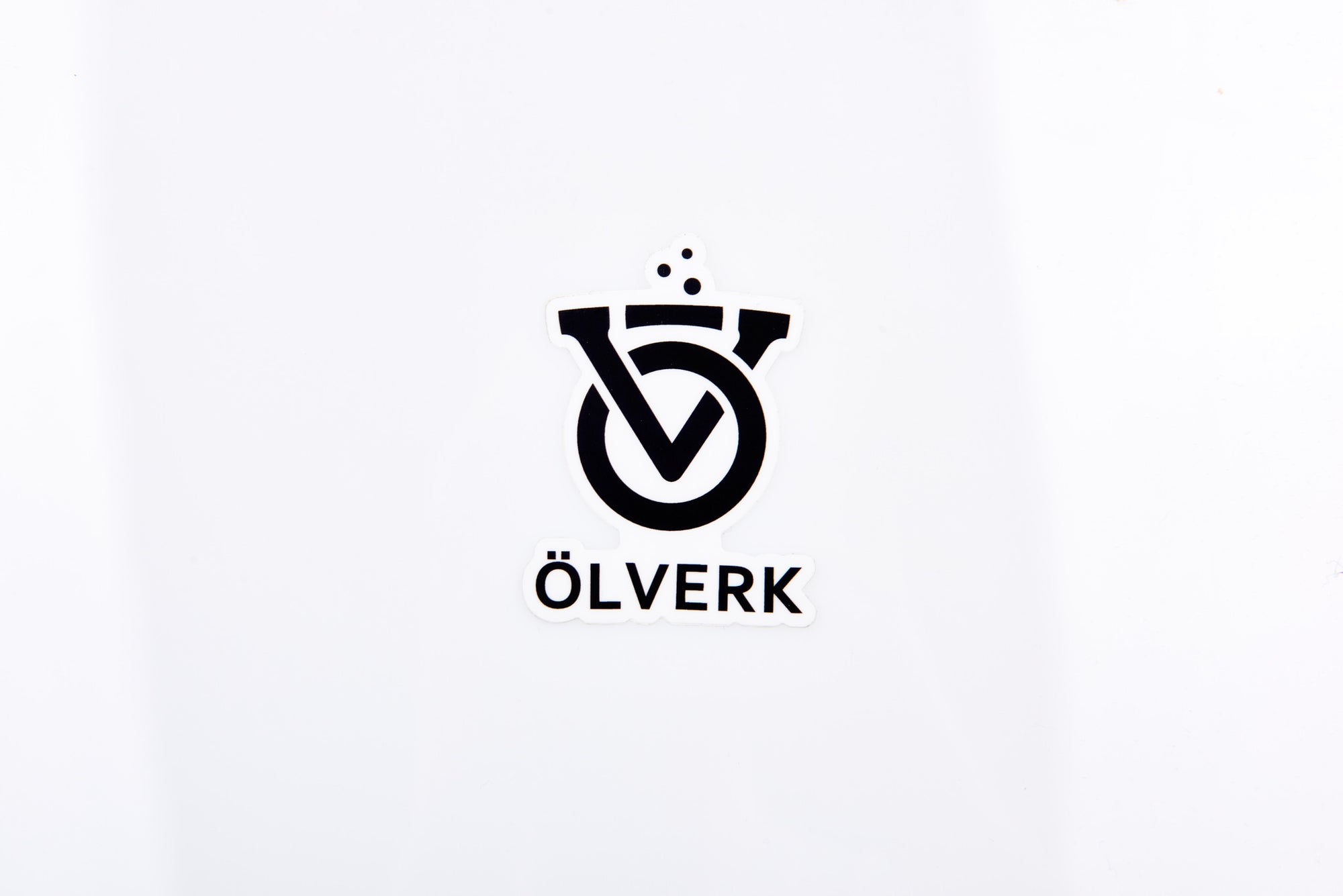 Ölverk pin ( logo )